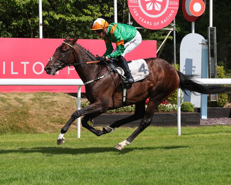 'He’s a black-type horse in the making' - I'll Be Back set for step up in class after extending unbeaten record for Karl Burke
