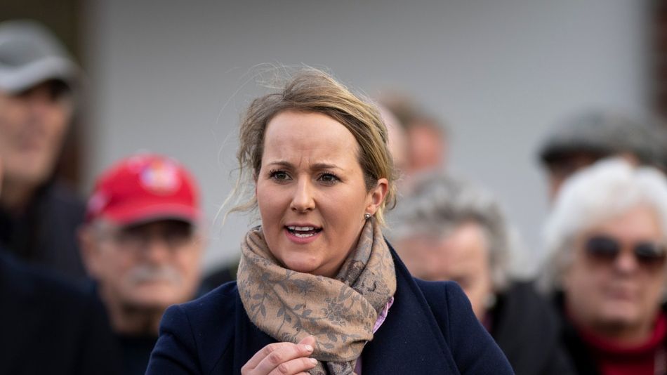 Amy Murphy keeps St Leger in mind but Arc weekend remains the main target for progressive Victoire Magique