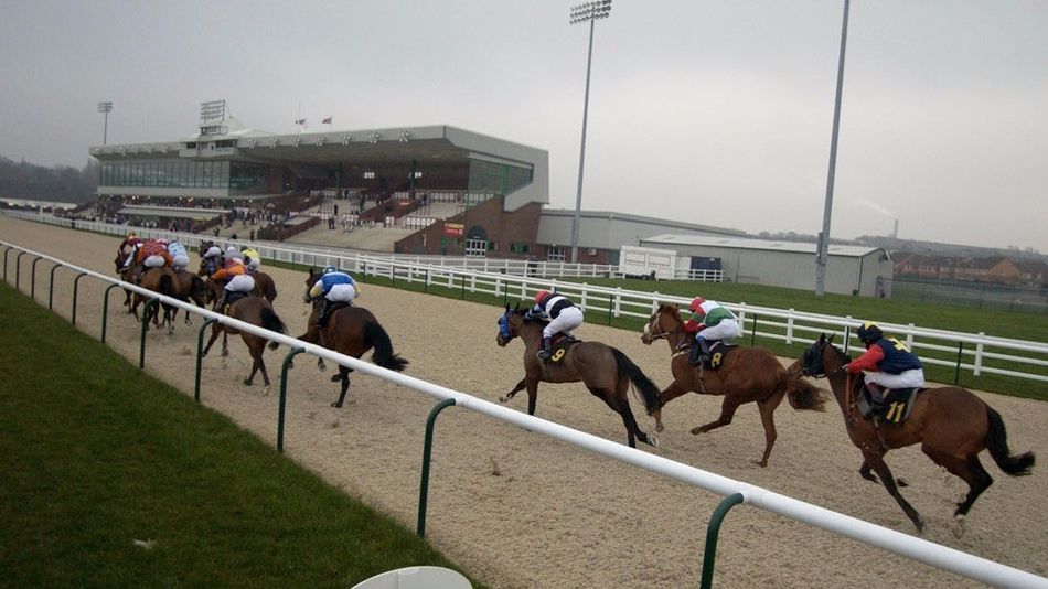 'It’s absolutely incredible' - apprentice gets breakthrough success and the better of Godolphin runner on 125-1 winner