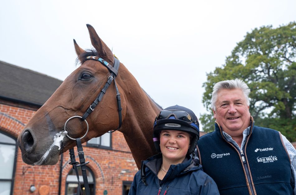 Olive Nicholls retires from race-riding after quickfire double on Wednesday night