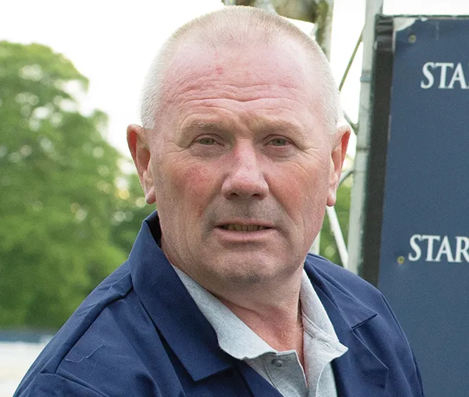 Four for Young at Hove as Wildcat strikes | Racing Post