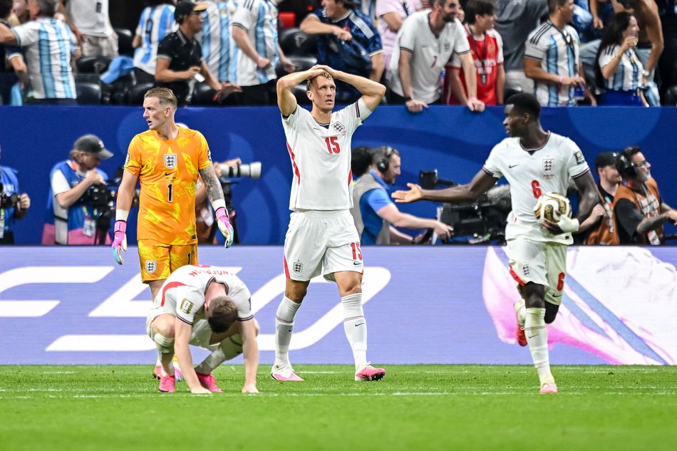 Joe Casey: England hit end of road after trying to park the bus against Argentina