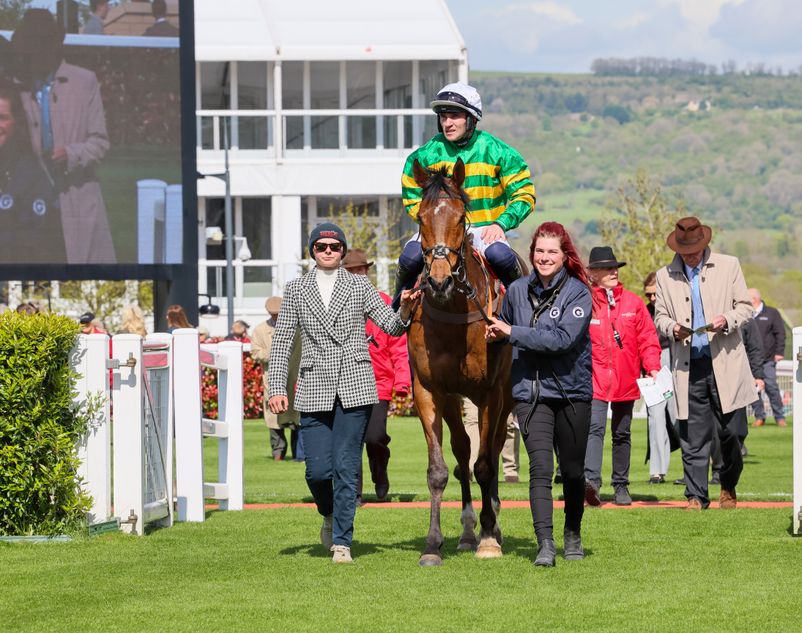 Deo Racer 'He won't be too far away' - Harry Fry hopeful In Excelsis Deo can ...