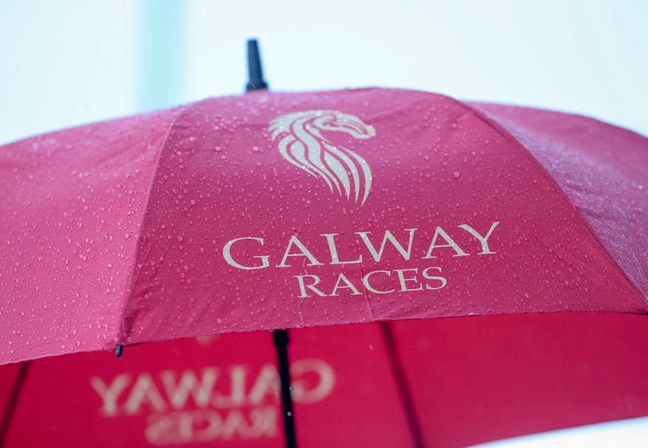 Jockeys Eoin Staples and Leigh Roche fined €1,000 and banned for 21 days after failed alcohol tests at Galway