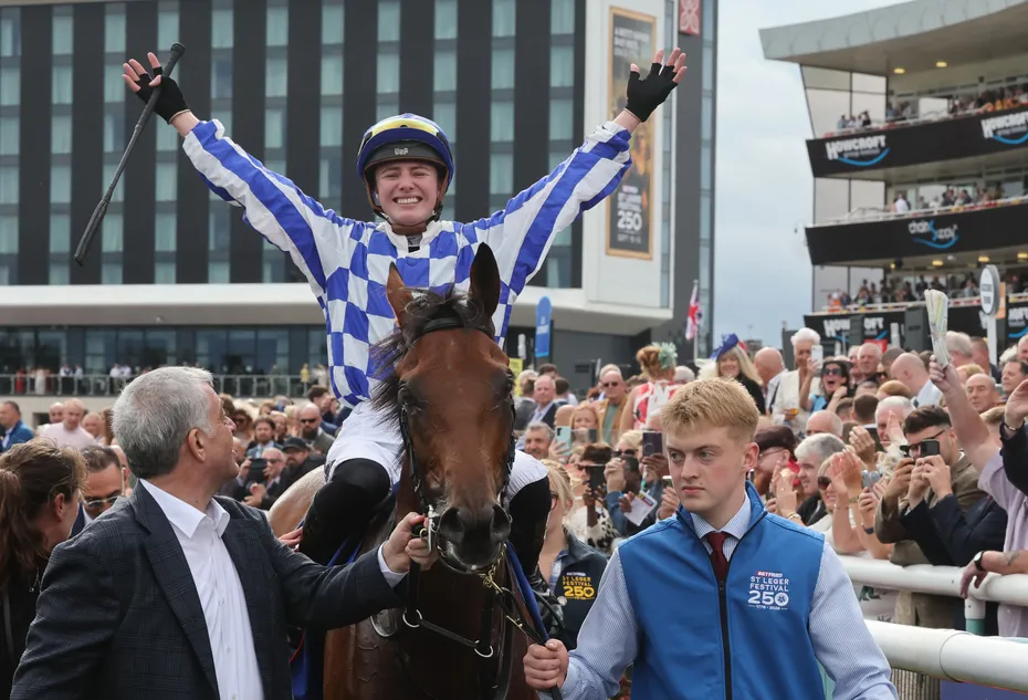 'Do not underestimate how difficult it is' - racing unites in praise of history-maker Saffie Osborne