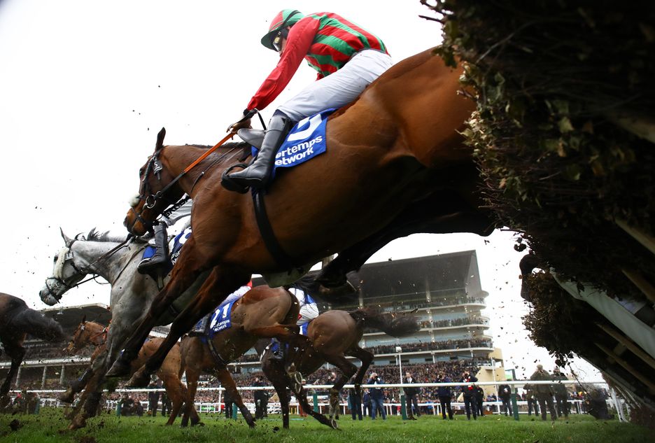 Good Time Jonny goes from lasttofirst to land the Pertemps Racing Post