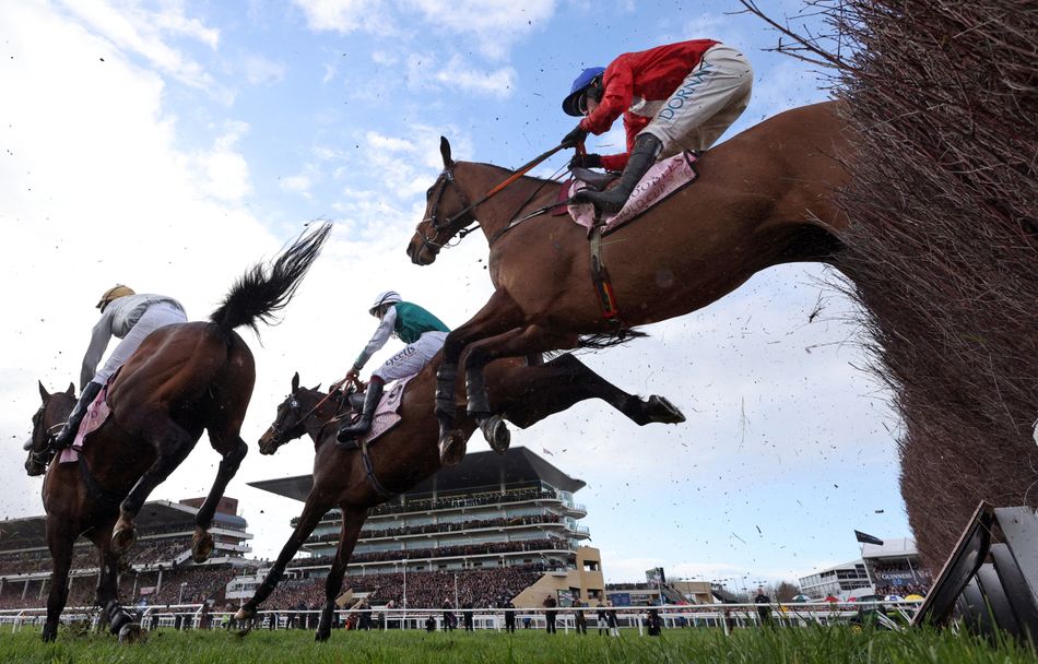 Jockey Club tells fellow racecourses RCA split is about governance reform - not power grab