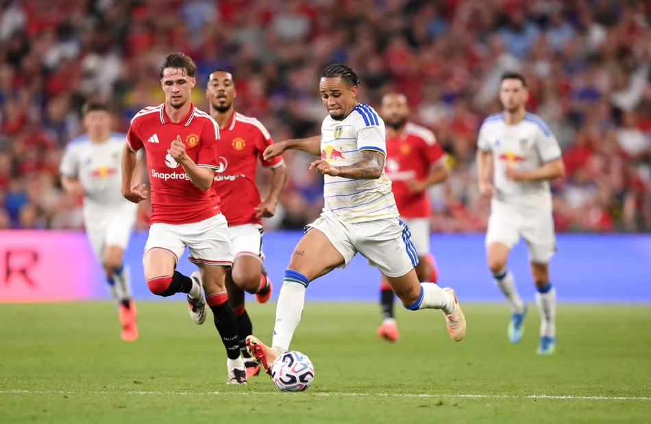 Weekend football predictions & free betting accumulator tips from Aaron Ashley
