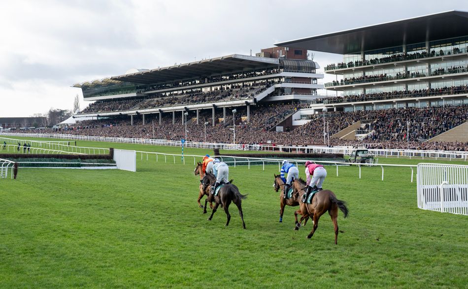 'It was nothing short of spectacular' - how did racecourse attendances ...